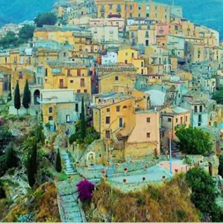 La Casetta Nel Borgo 아파트 Badolato